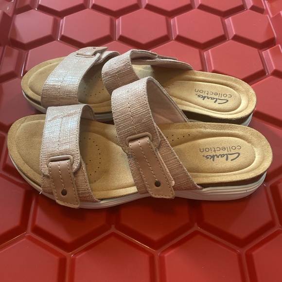Clarks Collection Sandals - Picture 5 of 11